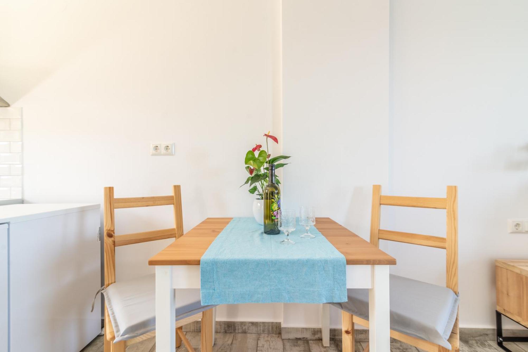 Magriplis Hill Apts Gúvesz Szoba fotó